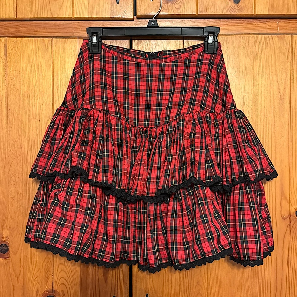 1980s Betsy Johnson punk label, red plaid mini skirt. Rare! - Picture 2 of 5